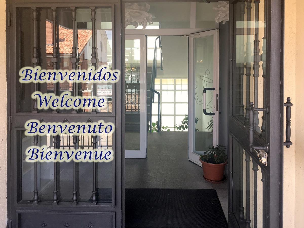 Hotel El Ancla Villanueva de la Canada Exterior photo